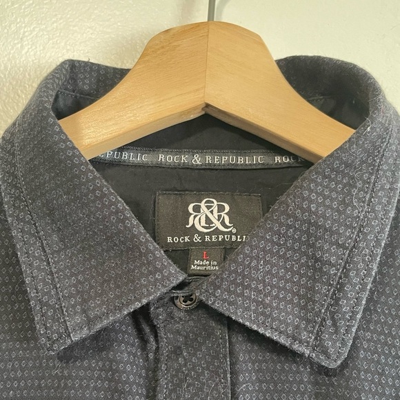 Rock & Republic Printed  Long Sleeve Button Up Shirt - Gray - 100% Cotton - Picture 2 of 9